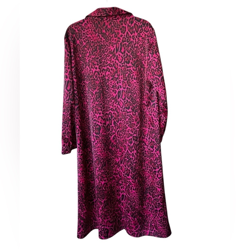 Black Label Pink Leopard Print Robe - Picture 4 of 14